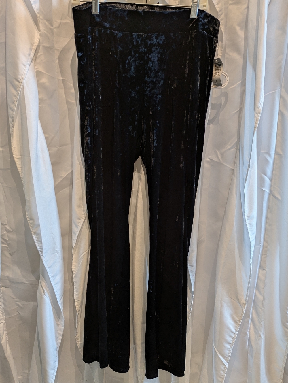 C8 NWT Torrid Black Crushed Velvet Leggings - Alt Goth Witchy Plus Size 3 / 3X